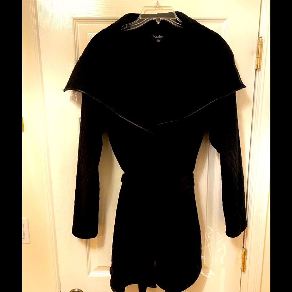 Women’s lightweight quilted 3/4 coat